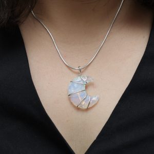 OPALITE MOON